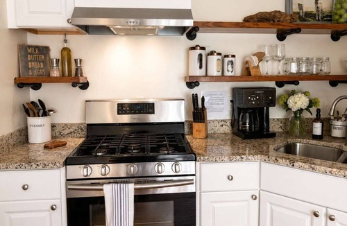Downtown House | Chic Craftsman, Walk Downtown