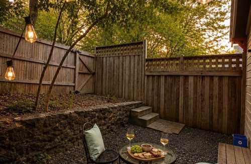 Downtown House | Chic Craftsman, Walk Downtown
