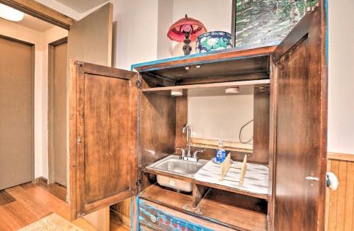 Idaho Springs Apartment | ‘Chicago Creek B & B‘: 1 Mi to Mt Blue Sky!