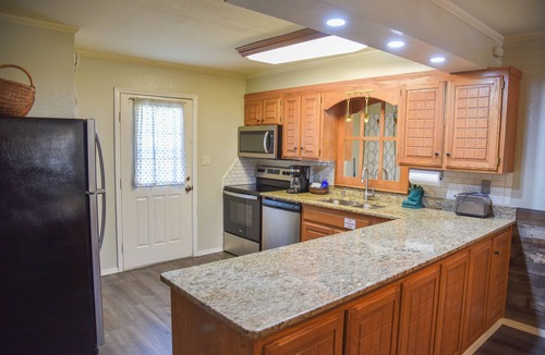 Red River Apartment | Claim Jumper #12 Townhouse
