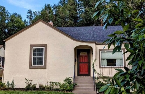 Central Colorado Springs House | Clean quiet and comfortable home welcomes you