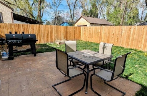 Central Colorado Springs House | Clean quiet and comfortable home welcomes you