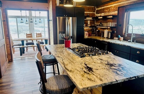 Salida House | Cliffside Home at Shaw's River Ranch with some of the best views on the planet.