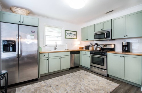 Old Village House | Coastal Cottage on Shem Creek - near Sullivan's Island and Downtown