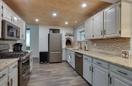 Louviers House | Colorado Countryside Living 7 Mi to Chatfield Res!