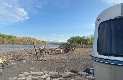 Clifton House | Colorado River Glamping in middle of wine country