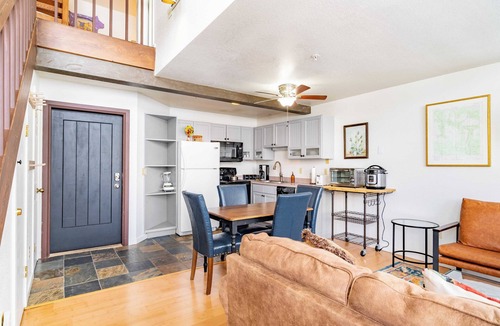 Mountain Village Condo | Columbia Place 5 by Avantstay Ski-in/ski-out Unit in Great Location!