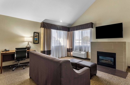 Greeley Hotel | Comfort Inn & Suites Greeley