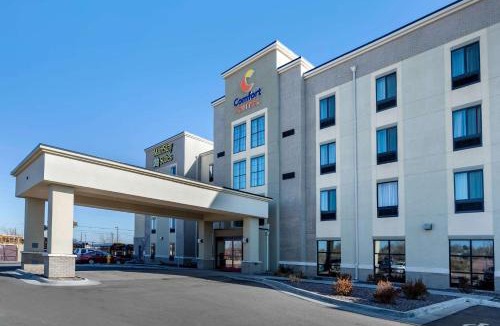 Sun Valley Hotel | Comfort Suites Near Denver Downtown