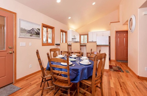 Glenwood Springs House | Comfortable Mtn Home Near Dwntwn Glenwood & Pools!