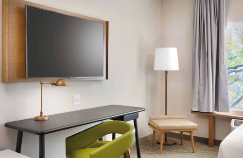 Union Square Hotel | Comfortable Stay with Pool and Gym | Close to Red Rocks & Downtown Denver