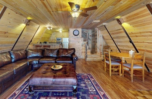 Ponderosa Pines House | Comfy Cabin w/Mountain Views/Free WiFi/Firepit/Washer/Dryer - Near Wolf Creek