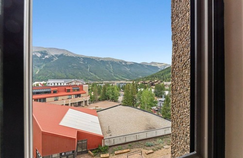 Copper Mountain Village Condo | Copper Mountain Studio in Center Village Walk to Lifts and Dining