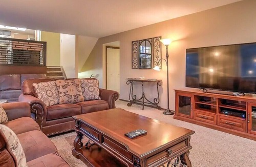 Northeast Colorado Springs House | COS Family Getaway HOT TUB amazing patio area!