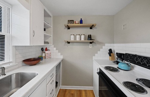 Old North End Cottage | Cottage Near Downtown