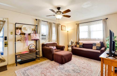 Craig House | Cottage w/Furnished Deck: 1 Mi to Dtwn Craig!