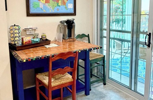 Centennial Apartment | Country Living for Grandparents, Travel Nurses and Execs!