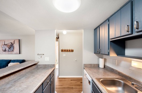 Capitol Hill Condo | Cozy 1-bedroom condo in beautiful Capitol Hill Neighborhood with Parking