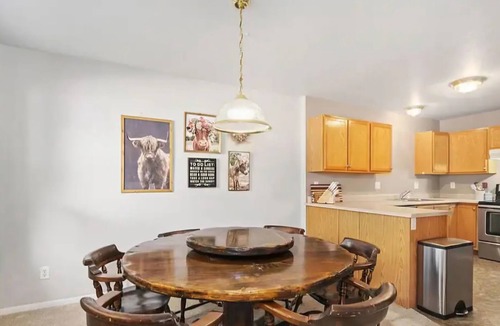 Rigden Farm Condo | Cozy 2-bedroom condo with fitness room, Wi-Fi in Fort Collins, Pet Friendly