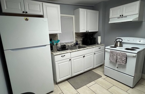 Downtown Wilmington House | Cozy 2-bedroom in downtown Wilmington, perfect for work-related or leisure stay.