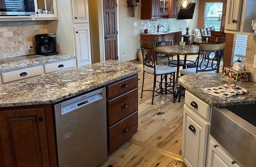 Grand Junction House | COZY COUNTRY HOME, close to trails and scenic views of the Grand Valley!