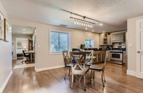 Baker House | Cozy Denver Bungalow - Baker Area - Pet Friendly!nn