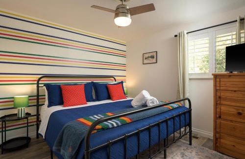Alta Vista Area House | Cozy Family Retreat with Yard - Walk to Olde Town