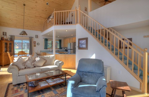 South Fork Cabin | Cozy Mountain Cabin | Near Wolf Creek Ski Area