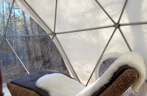 Eatonton RV Rental | Cozy Off-Grid Dome Retreat in the Woods