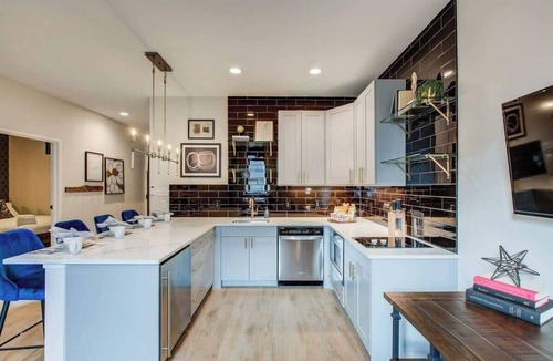 Berkeley Apartment | Cozy Tennyson St Suite | Great for Couples & Biz