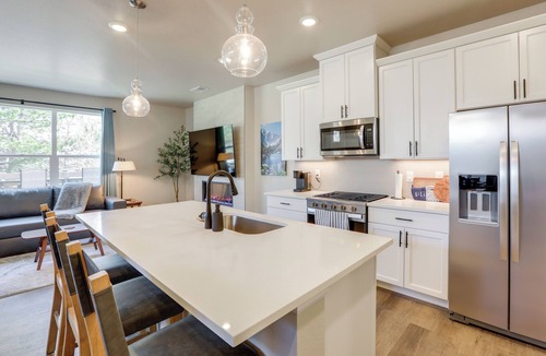 Alta Vista Area House | Creekside Retreat Near Olde Town Arvada