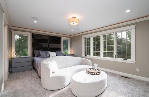 Cedar-Isles-Dean Villa | Dean Parkway Estate