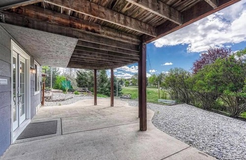 The Meadows Apartment | Delightful 1-bedroom apartment in Castle Rock - close to the Hospital