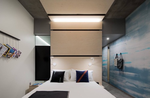 River North Art District Hotel | Deluxe King Mountain View: The Source Hotel, Pool & Artisanal Sourdoughs
