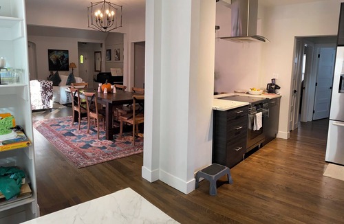 South Park Hill House | Denver-So Park Hill-TOOTHBRUSH & CLOTHES ARE ALL YOU NEED! Sleeps 6-8. Pets OK.