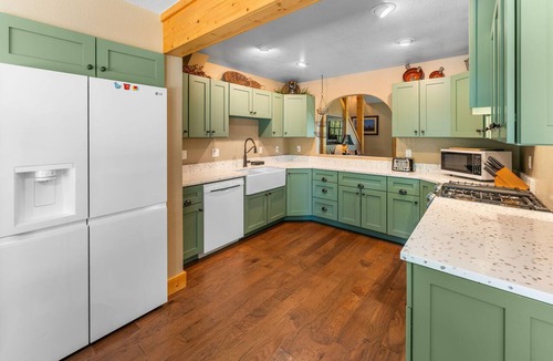 Gunnison House | Diamond On The River