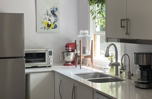 Morrison House | Dog-Friendly Home - 1.5 Miles from Red Rocks Amphitheater