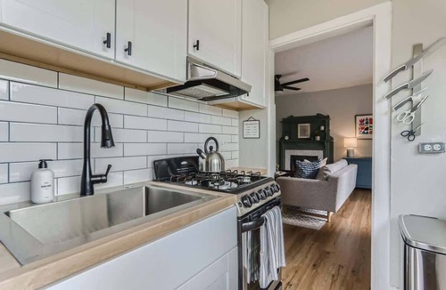 Capitol Hill Apartment | Downing by Modern Midstay/3Blks to Cheesman! #D3