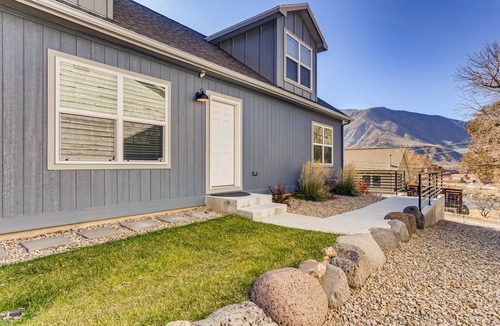 Glenwood Springs House | Downtown Lookout Base - A Family Friendly Home