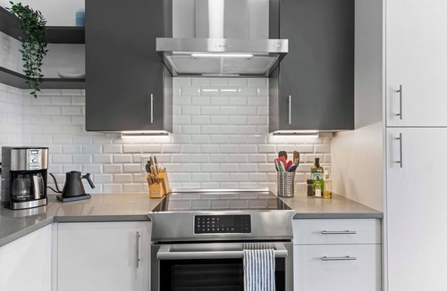 Five Points Condo | Downtown RiNo condo 1 block from top breweries and restaurants, monthly stays