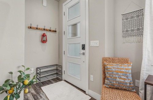 Salida House | Downtown Salida-3BR Sleeps 8 Family or Friends- Walk or Bike