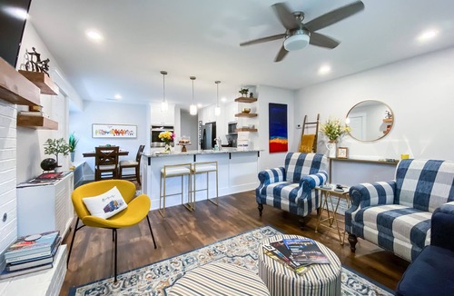 Bentonville House | Downtown, Trails, Museums, Easy Access! Read the reviews – we'll spoil you.