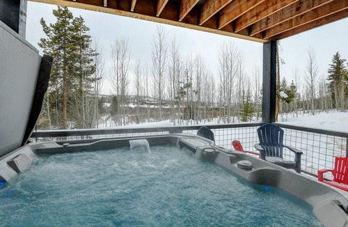 Rendezvous House | Downtown WP River Run 75 I Great Views I Hot Tub I Bunk Room I Discounted Attractions