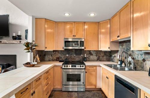 Eagle-Vail House | Eagle-Vail Retreat Golf Course Views Sleeps 13