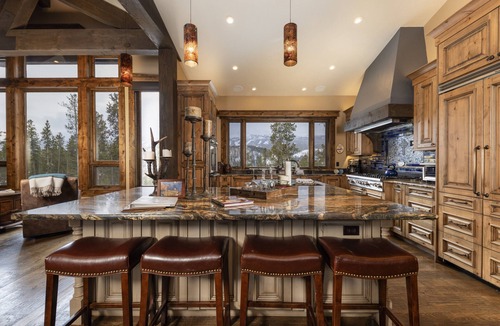 The Highlands House | Entertaining Masterpiece, game tables, hot tub, outdoor kitchen, and incredible views!