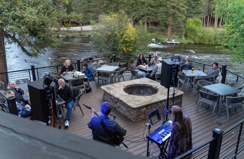 Almont House | Escape to Serenity: Pet-Friendly Mountain Haven by the Taylor River
