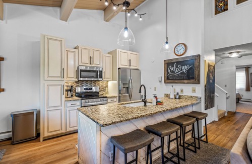 Steamboat Springs House | Expansive Condo! Walk to the Slopes! Winter Shuttle! Heated Pool & Hot Tub!