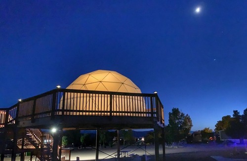 Canon City House | Experience Glamping in Dome Under Starry Skies | Perfect Romantic Getaway