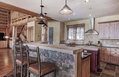 Breckenridge House | Experience luxury at Ten Mile Estate, stunning mountain views and private hot tub!