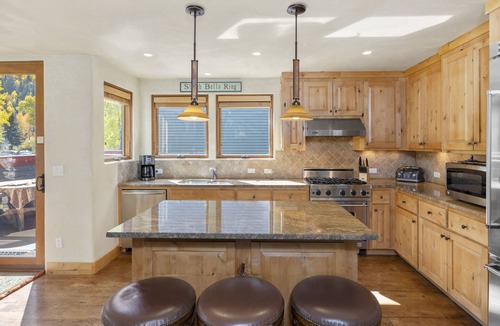 Telluride Condo | Experience Telluride this SUMMER! Book now